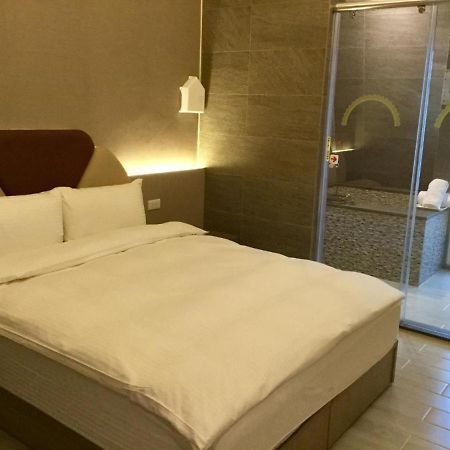 Now And Then Hot Spring Inn Цзяоси Экстерьер фото